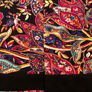 Nicole Miller dress size Large.